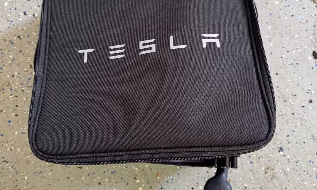 2023 Tesla Model Y Long Range AWD in Solid Black, Accessories