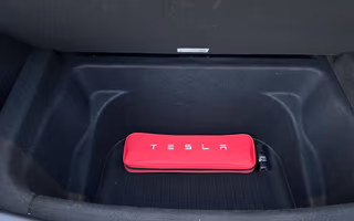 2023 Tesla Model Y Long Range AWD in Solid Black, Accessories